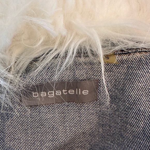 Bagatelle Denim Jacket w/ Removable Faux Fur Collar Cropped Excellent Condition - Picture 2 of 4